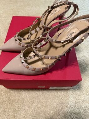Valentino Garavani Nude Pink Rockstud Pointed-Toe Slingback Heels